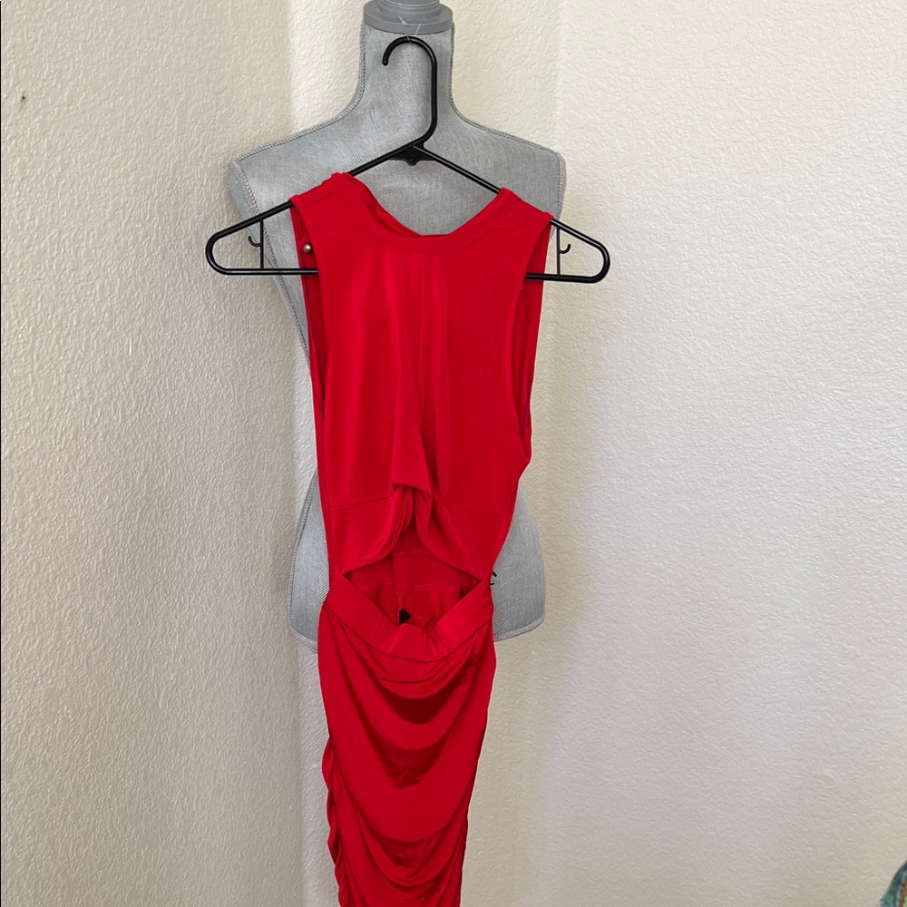 Elegant Red Sleeveless Dress
